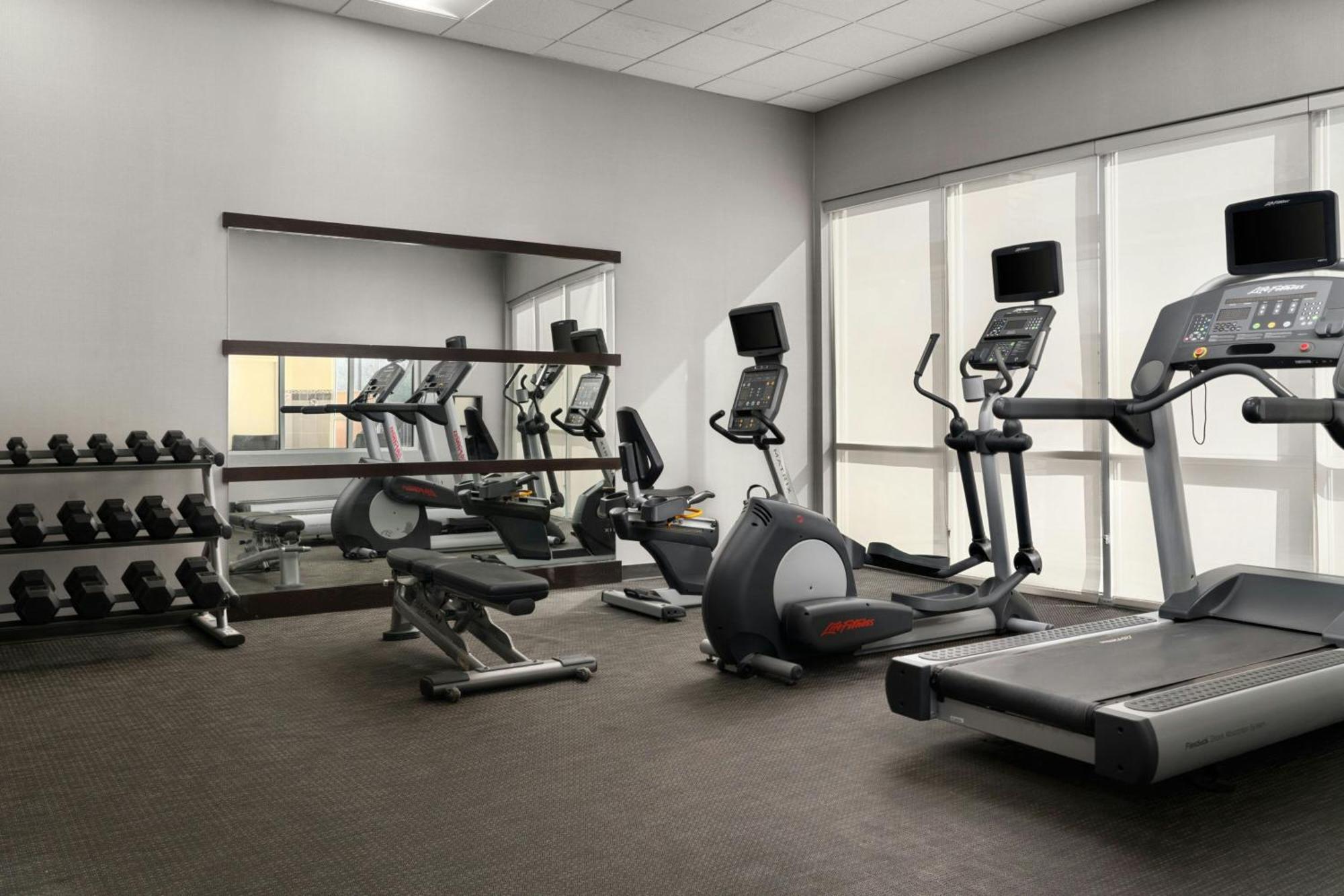 Courtyard By Marriott Fayetteville Fort Liberty - Spring Lake Luaran gambar