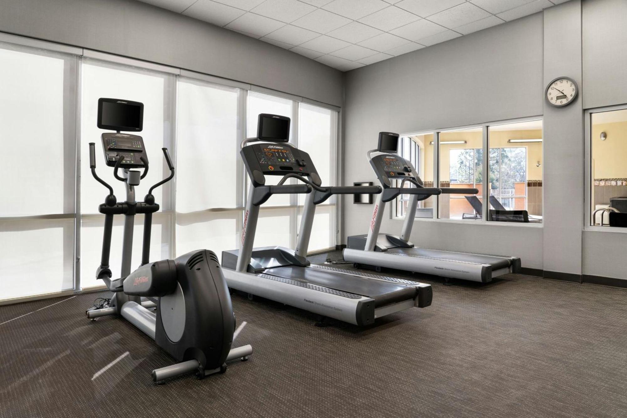 Courtyard By Marriott Fayetteville Fort Liberty - Spring Lake Luaran gambar