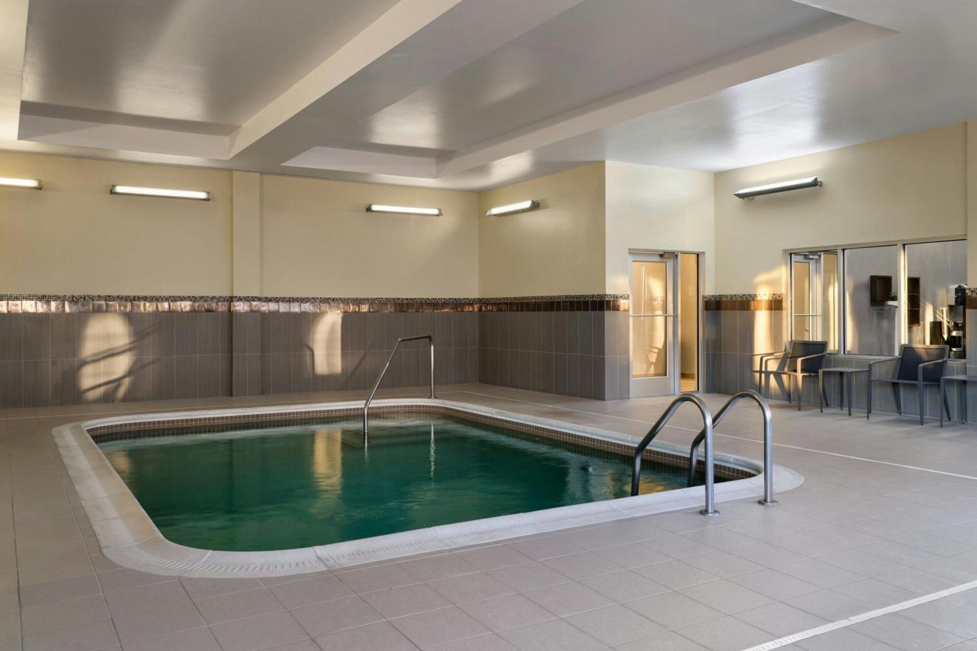 Courtyard By Marriott Fayetteville Fort Liberty - Spring Lake Luaran gambar