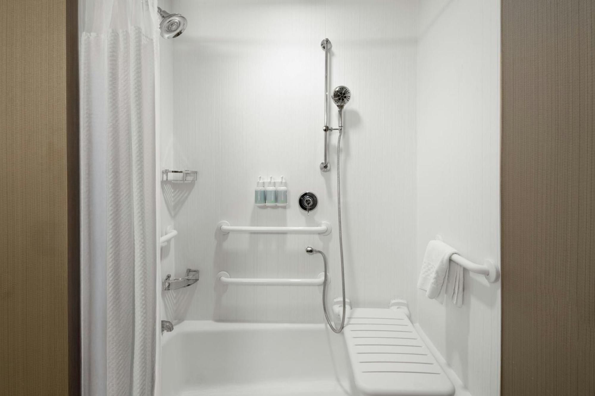 Courtyard By Marriott Fayetteville Fort Liberty - Spring Lake Luaran gambar